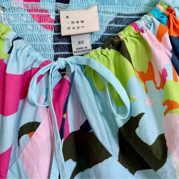 A New Day Women's Puff Short Sleeve Dress -Blue Floral XS - Picture 3 of 4